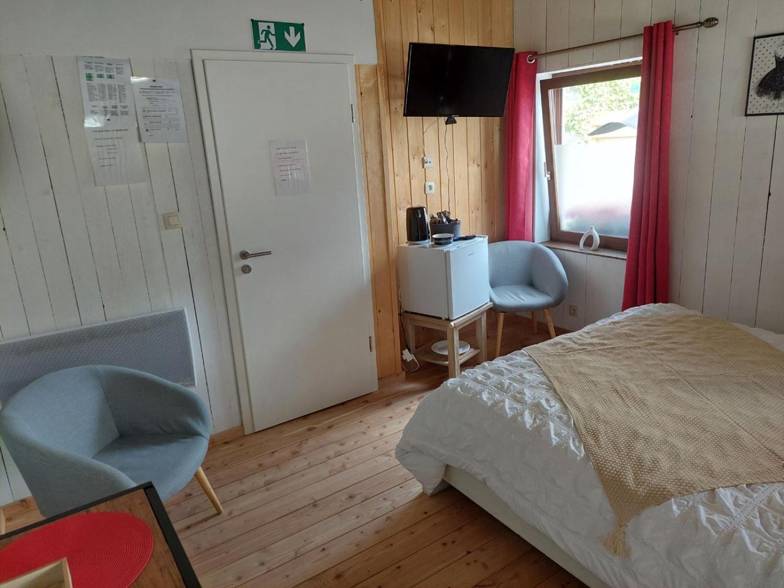 La Petite Suisse Bed & Breakfast Malmedy Exterior photo